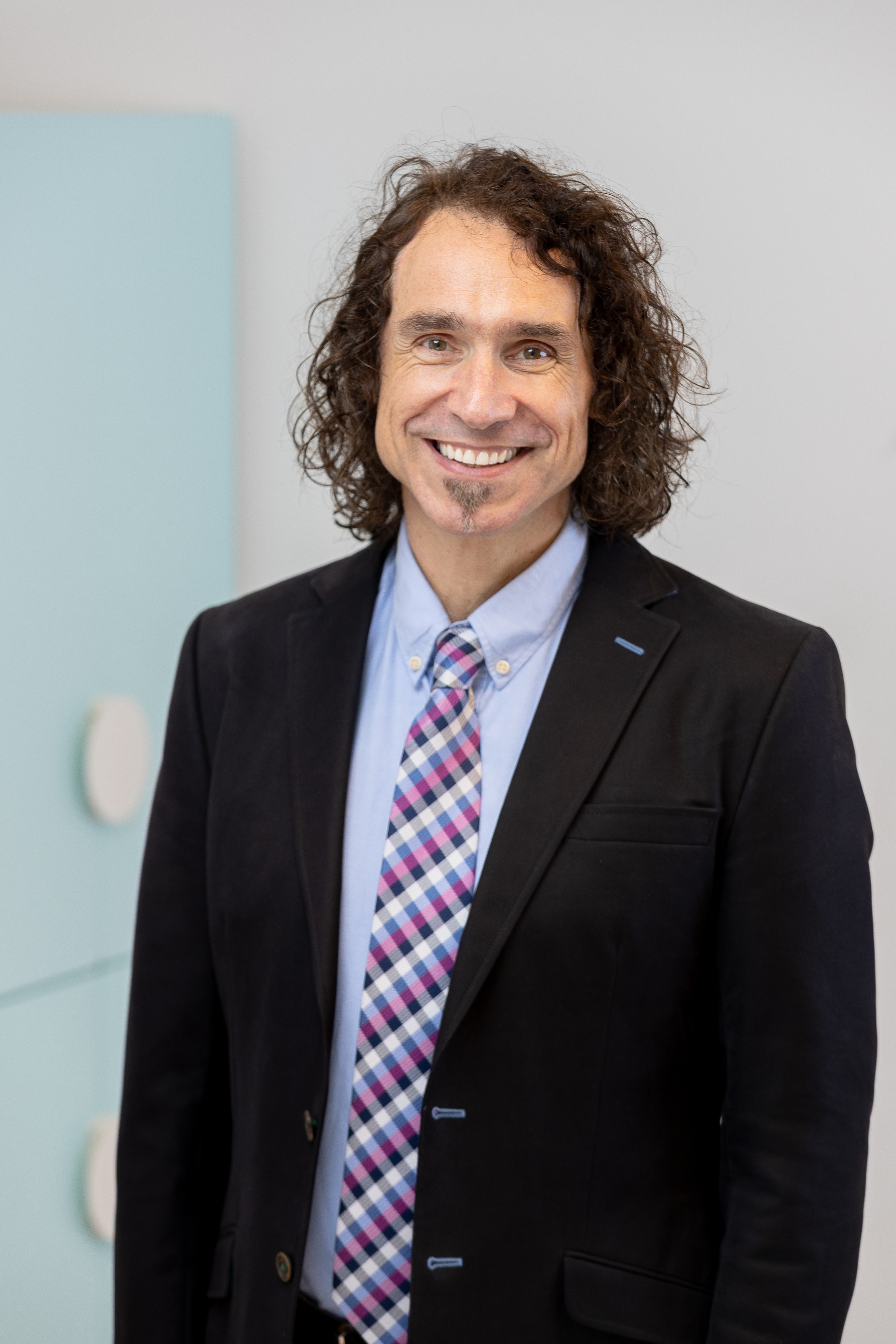 Dr. Christos Nikopoulos